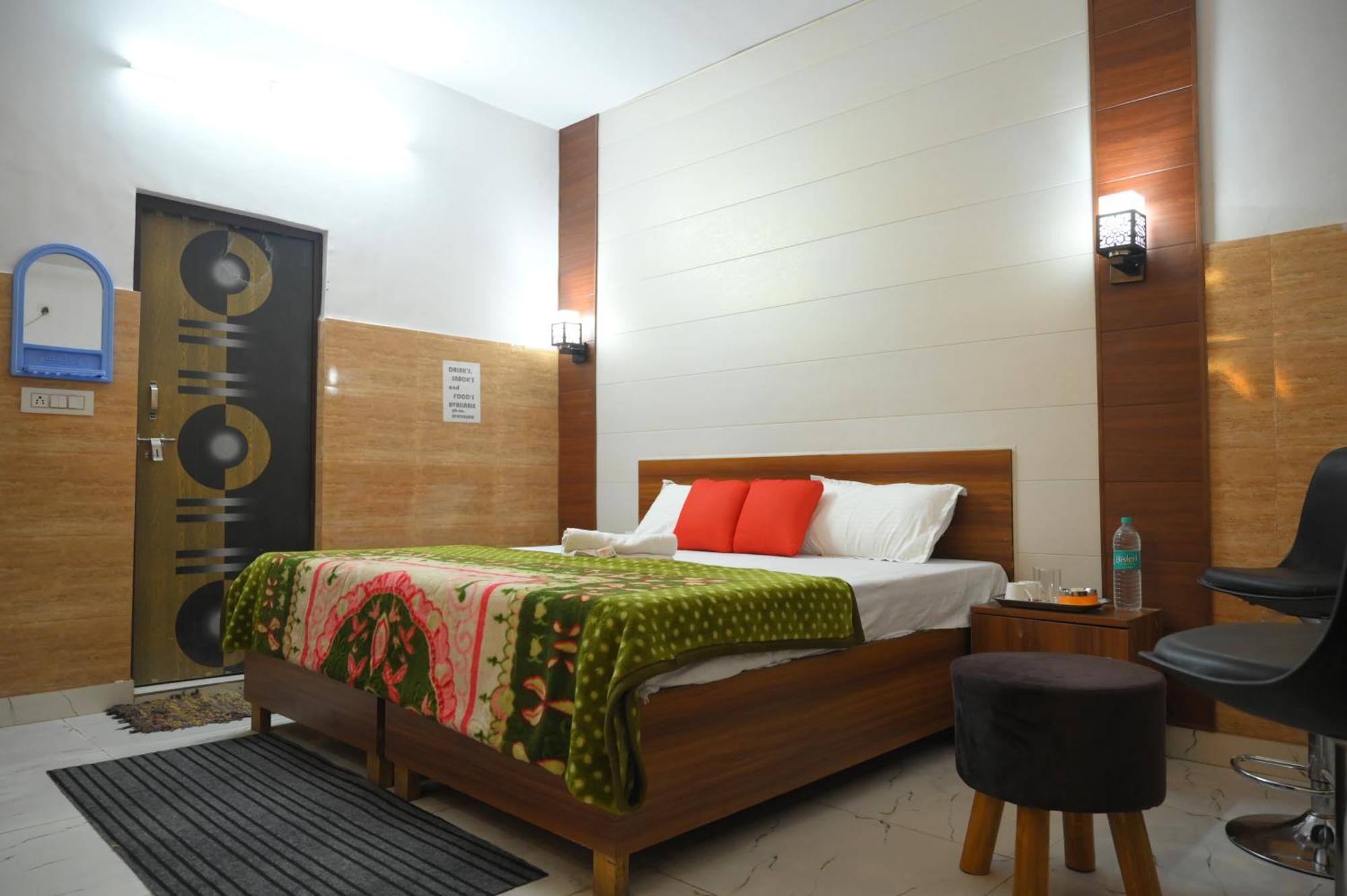 Hotel Starlight Meerut Luaran gambar